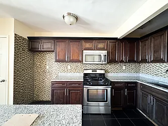 Rented by Lions Guard Brokerage LLC