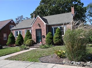 33 Chew St, West Haven, CT 06516