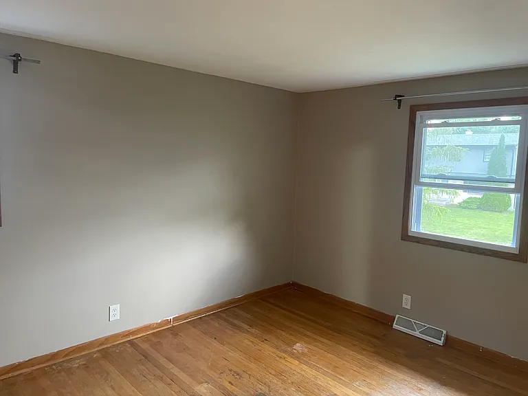 3703 Princess Pl — Photo 18