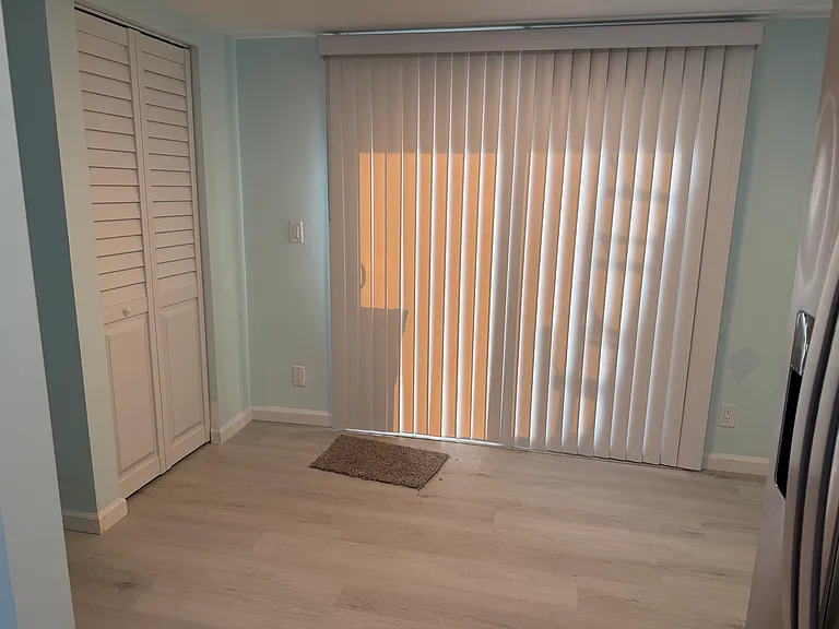 118 Sherwood Cir #8B — Photo 15