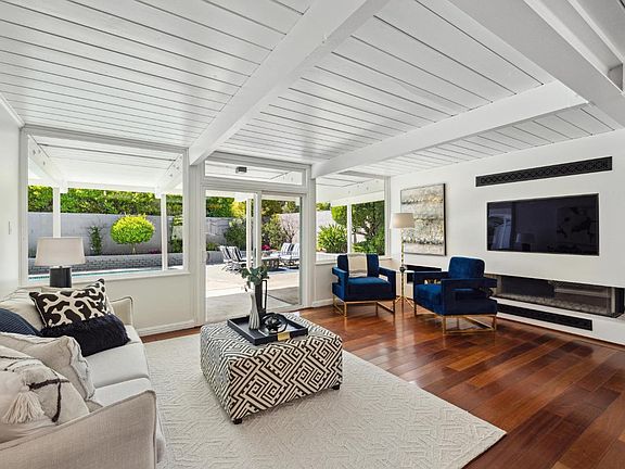 3rd image of 799 Bamboo Terrace