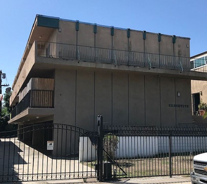 10840 Camarillo St 10840 Camarillo St North Hollywood, CA Zillow