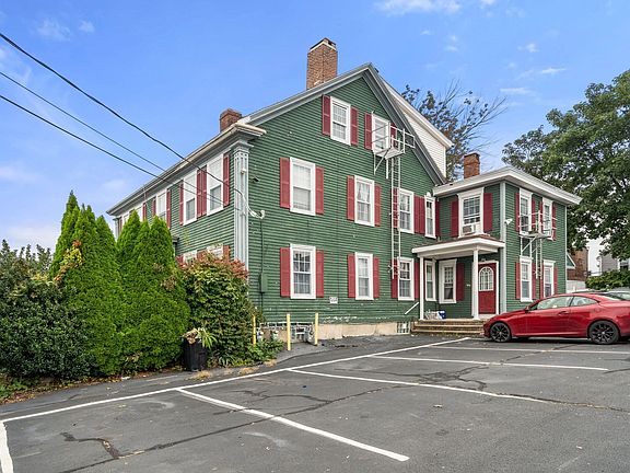 3rd image of 270 Bank St