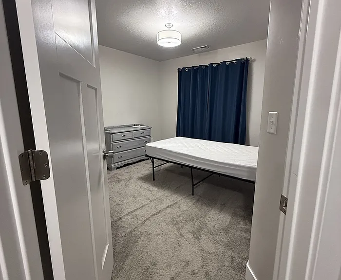 1739 W Terra Vista Ln #1 — Photo 5