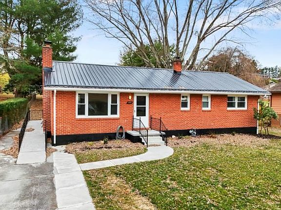 5th image of 1004 Dundee Dr