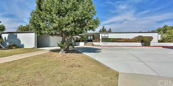 4th image of 3243 E Charlinda St