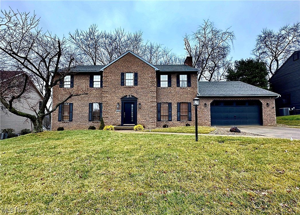 1205 Greenmont Hills Dr, Vienna, WV 26105 Zillow