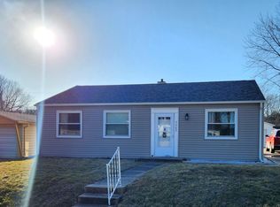 3609 15th Avenue Ct, Moline, IL 61265
