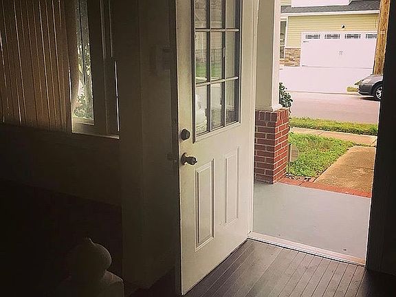 5th image of 7468 Diven St