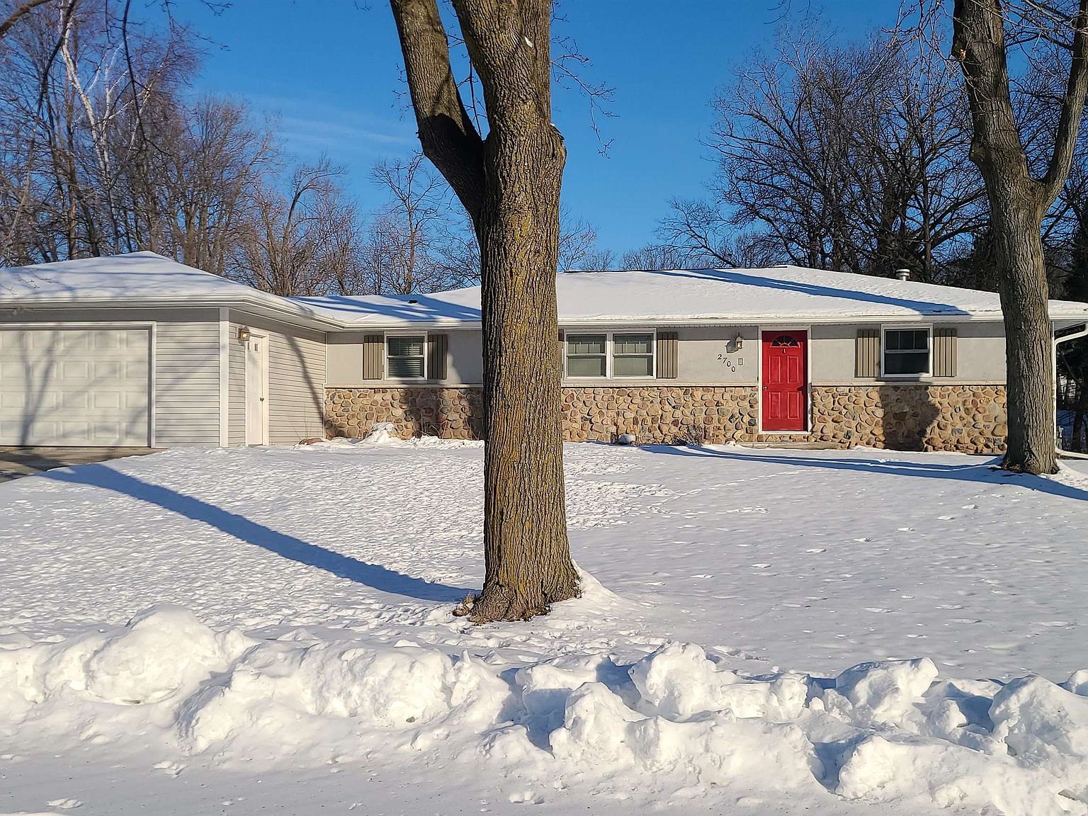 2700 He Nis Ra Ln, Green Bay, WI 54304 Zillow
