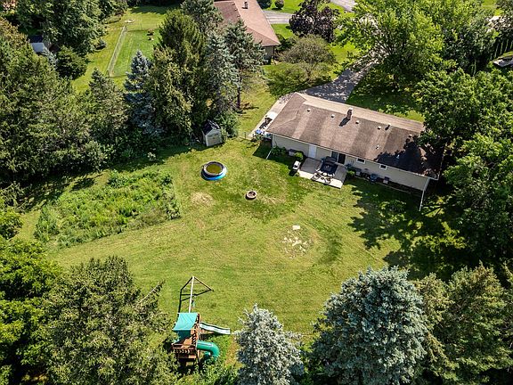 5th image of 5810 Gridley Ct
