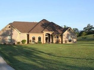 10194 Martin Ln, Longview, TX 75605