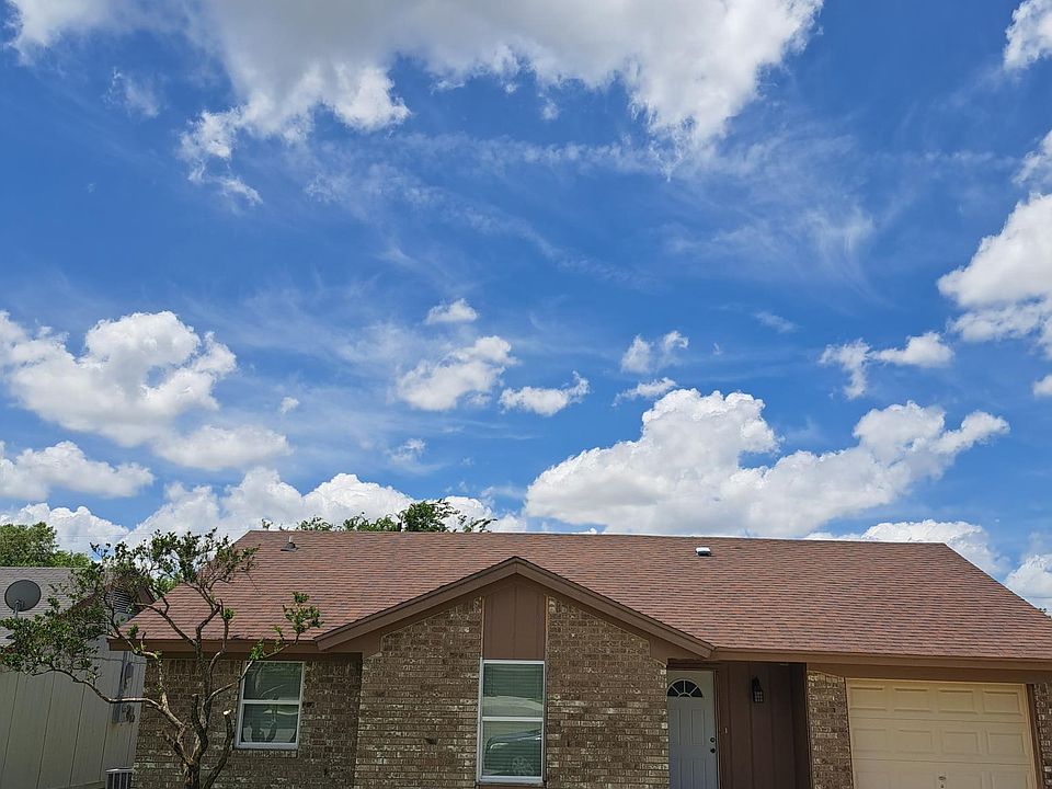 1st image of 2612 Hidden Valley Dr