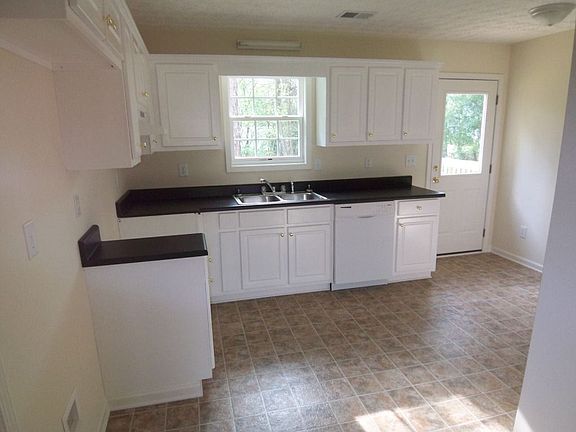 Sunny Spacious Kitchen
