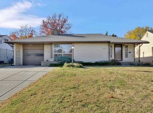 153 N Brookside Pkwy, Wichita, KS 67208