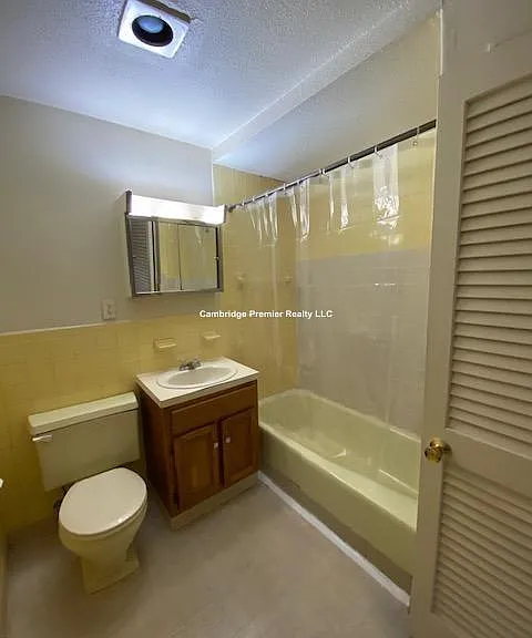 147 Summer St — Photo 4