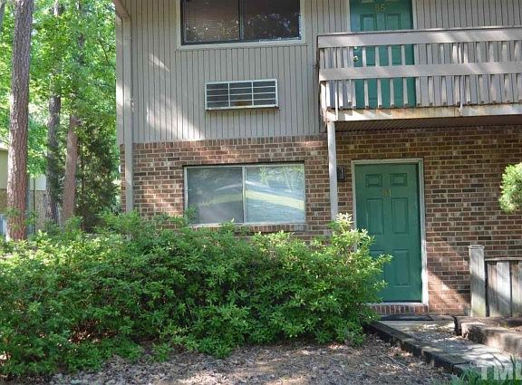 2nd image of B1 Shepherd Ln #B1