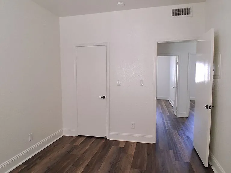 8147 N Cedar Ave #125 — Photo 8