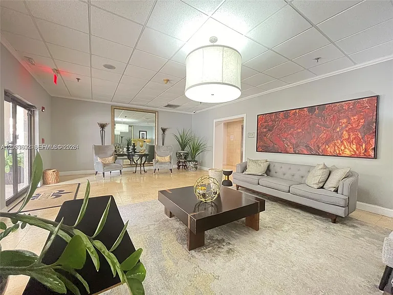 66 N Valencia Ave #Penthouse 2A — Photo 29
