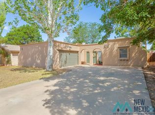 807 Swinging Spear Rd, Roswell, NM 88201