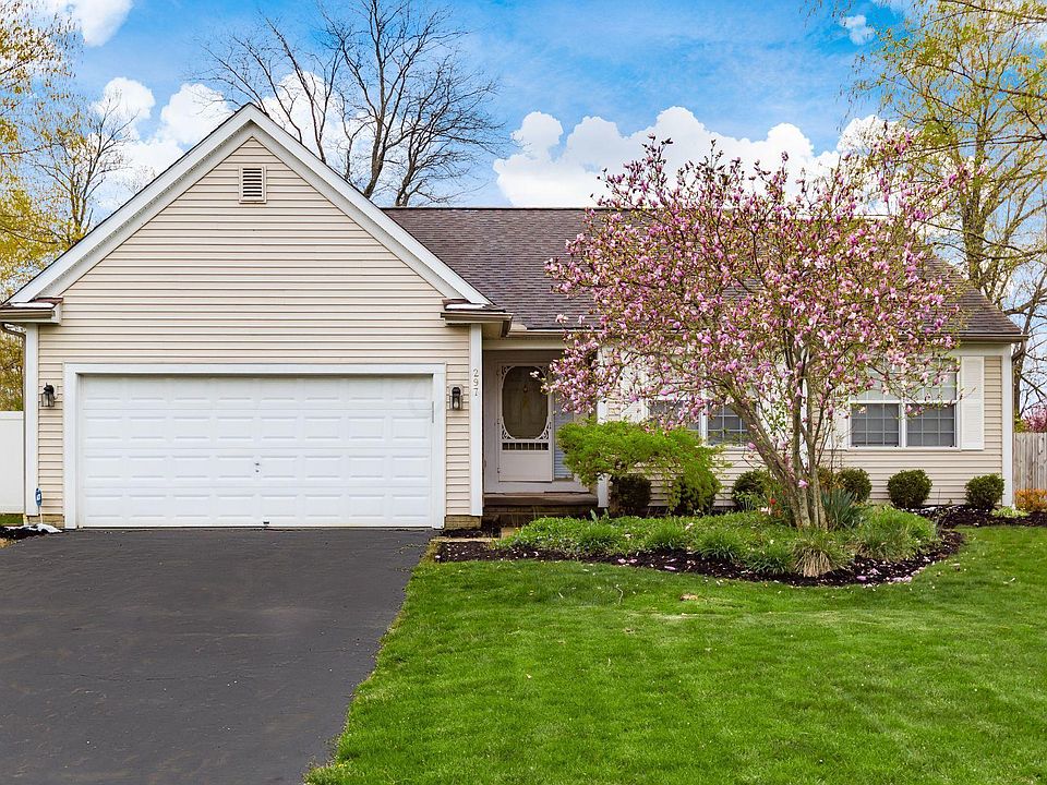 1st image of 297 Penwood Ct