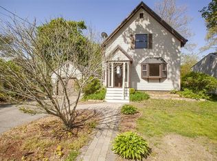 12 Woodbine St, Brockton, MA 02301
