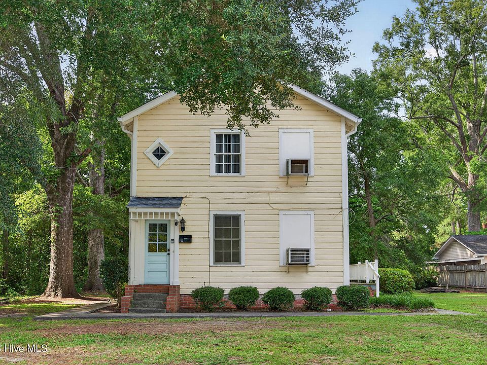 1st image of 206 E Calhoun Street