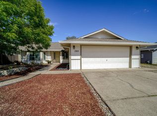 1765 Sterling Dr, Redding, CA 96003