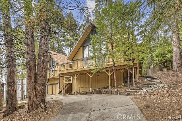 1st image of 385 Cumberland Dr