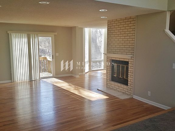 5th image of 2312 S 105th St