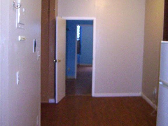 4th image of 111 W 106th St APT 2W
