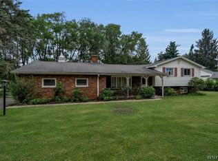 5872 Kamner Dr, Clarence Center, NY 14032