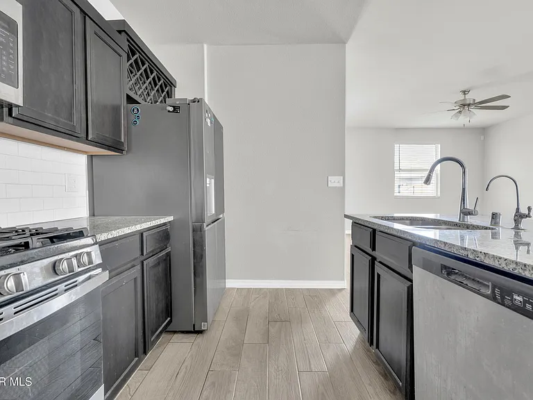 12260 Desert Wolf Ave — Photo 15