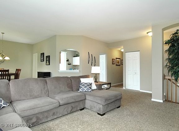 2nd image of 885 Carlsbad Ct #885