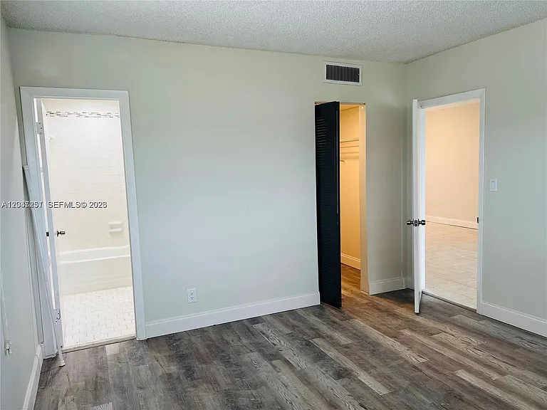 8025 Colony Cir S #210 — Photo 6