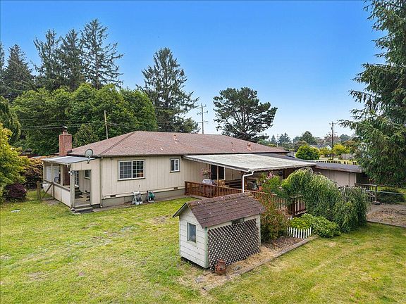 4th image of 1645 Baird Rd