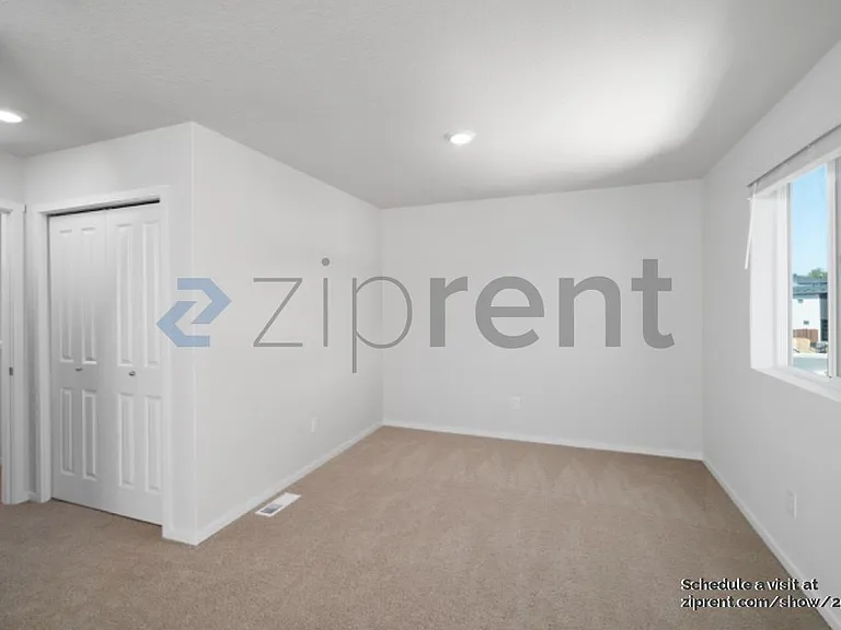 17508 NW 9th Ave — Photo 14