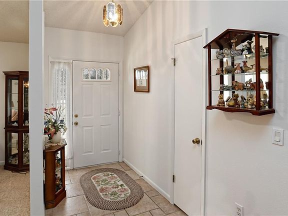3rd image of 1035 Scotch Pine Ct