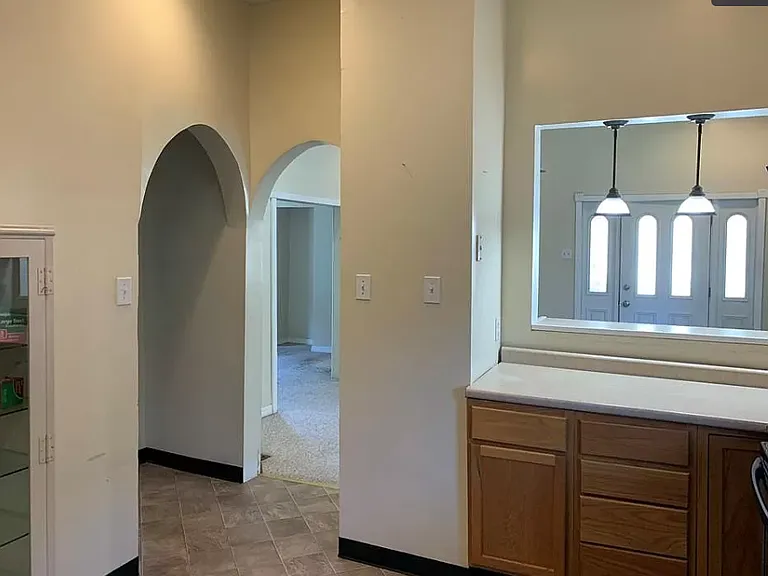 2309 W Morris St — Photo 6