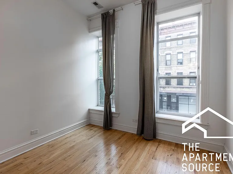 1659 S Throop St #2E — Photo 11