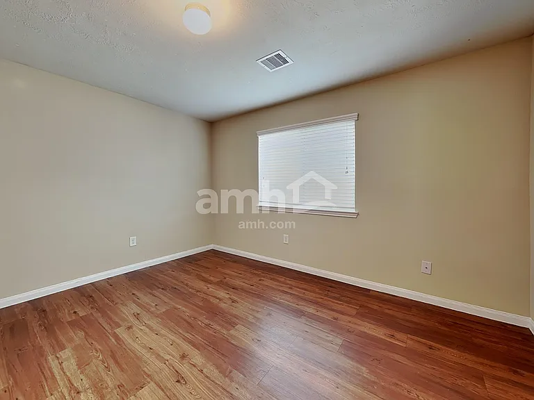 847 Darbydale Crossing Ln — Photo 14