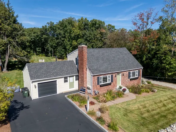1550 Wellington Rd, Manchester, NH 03104