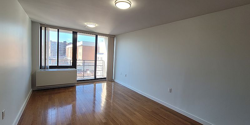 1st image of 29-14 Newtown Ave #4R