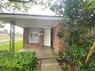 1700 Pace Blvd, New Orleans, LA 70114