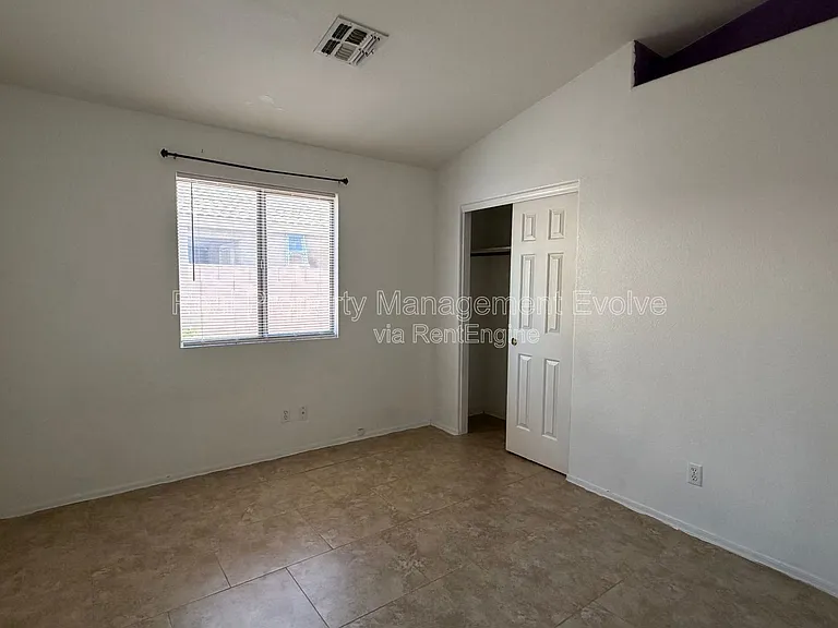7816 N 54th Ln — Photo 23