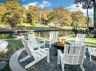 108 Oliver Rd, Mabank, TX 75156