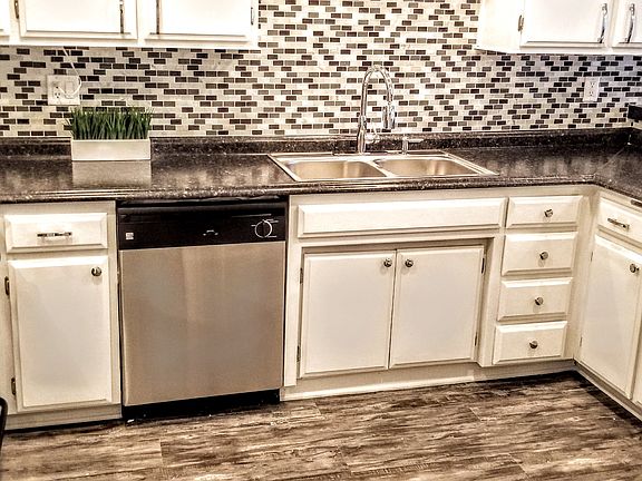 5th image of 8435 Burnet Ave Unit 106