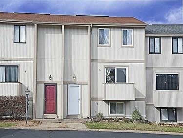 1st image of 140 Bellwood Ct