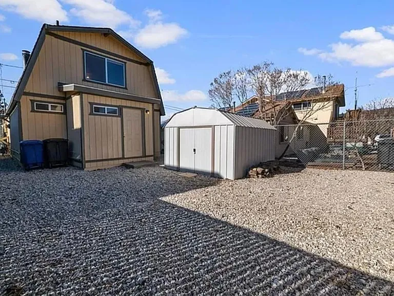 878 Pinon Ln — Photo 4