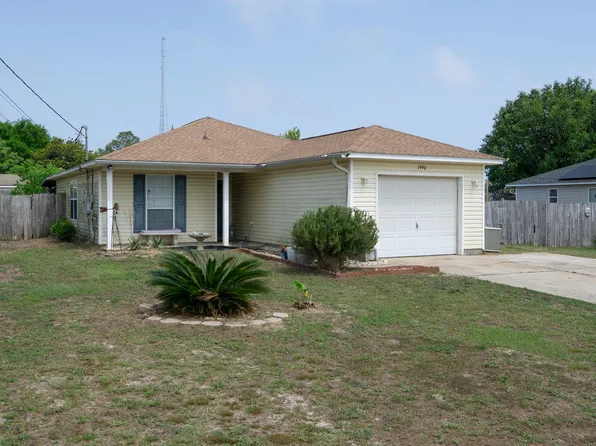 1990 Pentagon St, Gulf Breeze, FL 32563